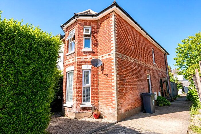 1 Bedroom Apartment To Rent In Stewart Road, Bournemouth, BH8