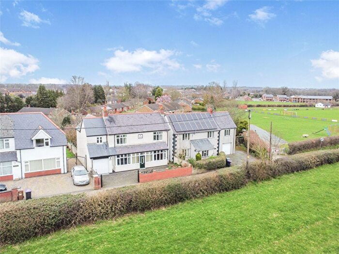 3 Bedroom Detached House For Sale In Vicarage Lane, Weston Rhyn, Oswestry, Shropshire, SY10