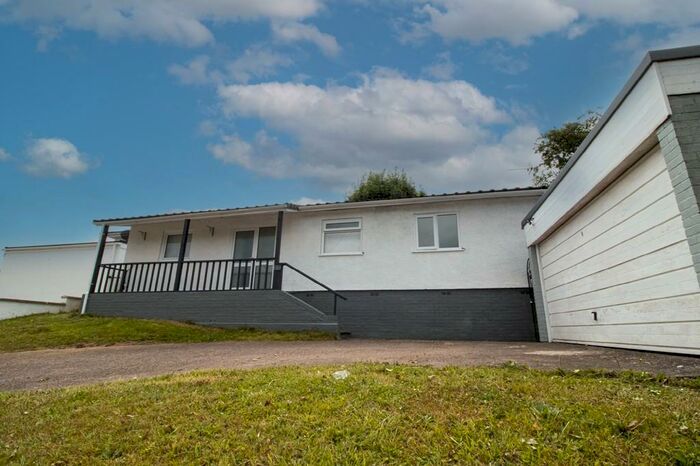 2 Bedroom Detached Bungalow To Rent In Bryn Golwg, Radyr, CF15