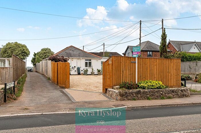 4 Bedroom Bungalow For Sale In London Road, Rockbeare, Exeter, EX5