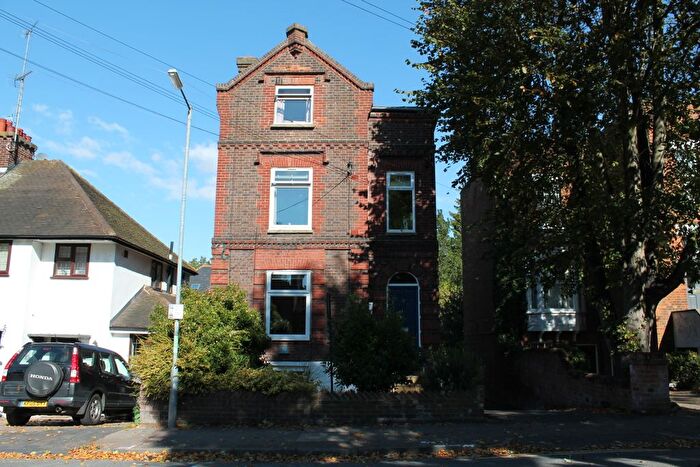 2 Bedroom Flat To Rent In Prospect Road, St Albans, AL1