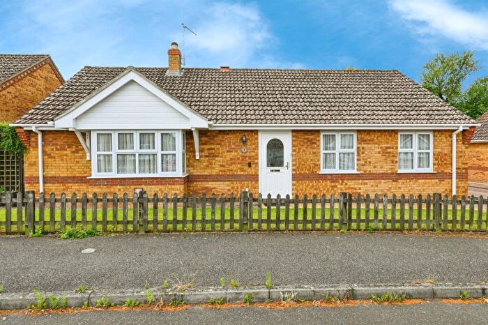 3 Bedroom Detached Bungalow For Sale In Larkspur Close, Downham Market, PE38