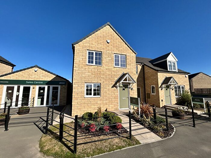 3 Bedroom Semi-detached House For Sale In Oakwood Glade, Holbeach, PE12