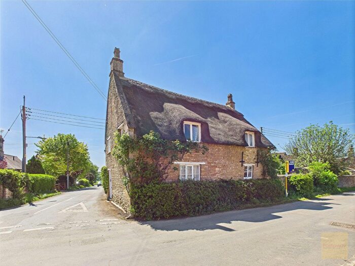 3 Bedroom Detached House For Sale In Glebe Road, North Luffenham, LE15