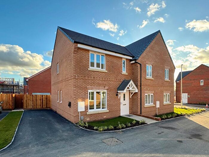 3 Bedroom Semi-Detached House To Rent In Cowslip Way, Lakenheath, IP27