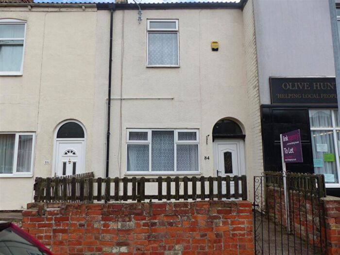 2 Bedroom Terraced House For Sale In Burlington Crescent, Goole, DN14