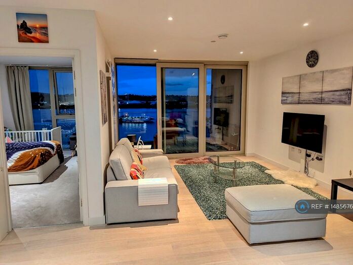 3 Bedroom Flat To Rent In Royal Wharf Walk, London, E16