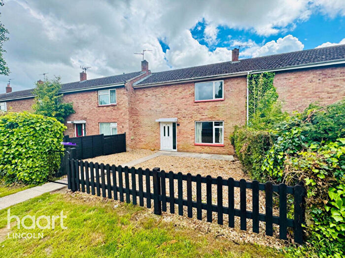3 Bedroom Terraced House To Rent In Muston Road, Grantham, NG31