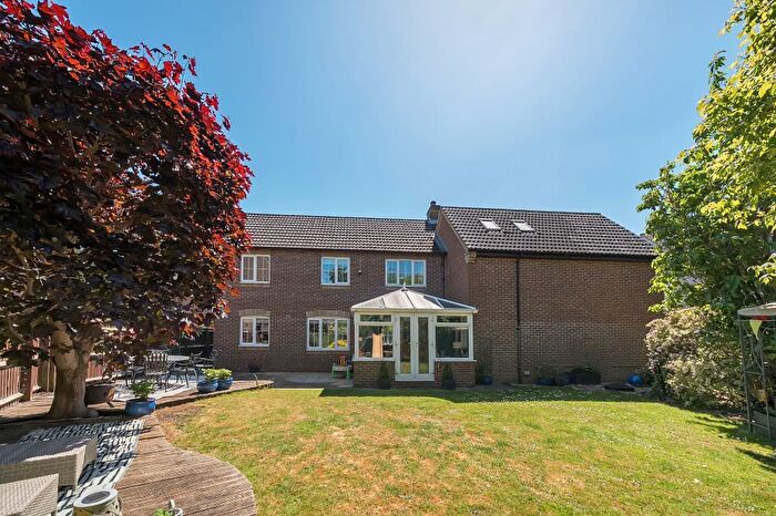5 Bedroom Detached House For Sale In Southmoor, Abingdon, OX13
