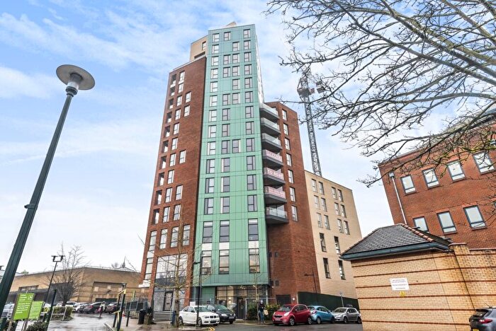 2 Bedroom Flat To Rent In St. Marks Road Bromley, BR2
