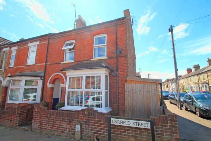 2 Bedroom End Of Terrace House To Rent In Garfield Street, Bedford, Bedfordshire, MK41
