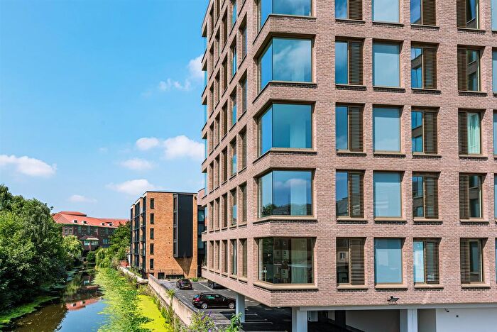 2 Bedroom Flat To Rent In Ryedale House, Piccadilly, York, YO1