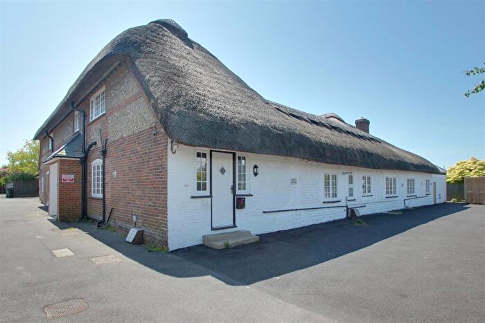 1 Bedroom Flat To Rent In Tudor Court, Ferringham Lane, Ferring, BN12