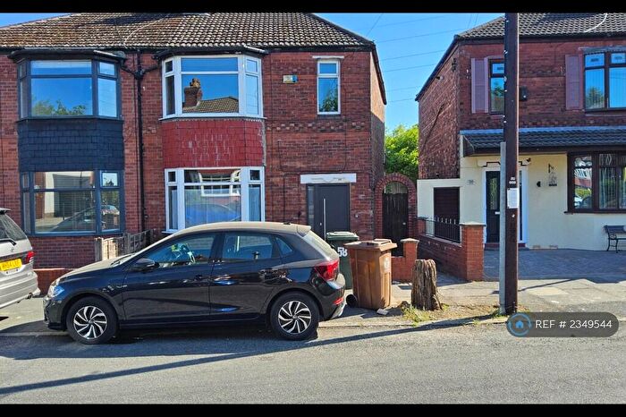 4 Bedroom Semi-Detached House To Rent In Mossway, Middleton, Manchester, M24