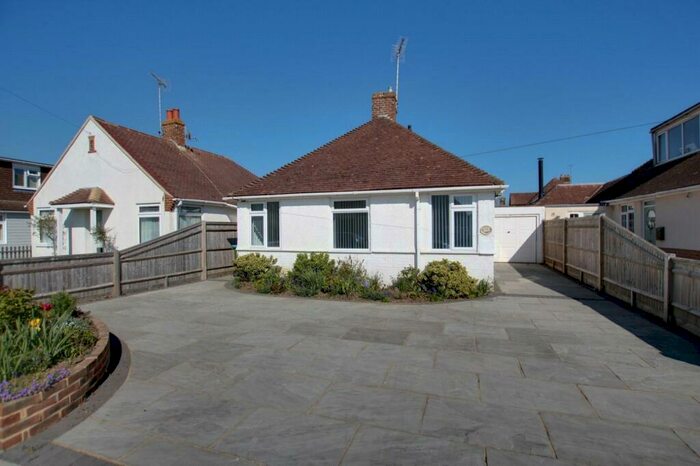 3 Bedroom Bungalow To Rent In Normandy Lane, East Preston, Littlehampton, West Sussex, BN16
