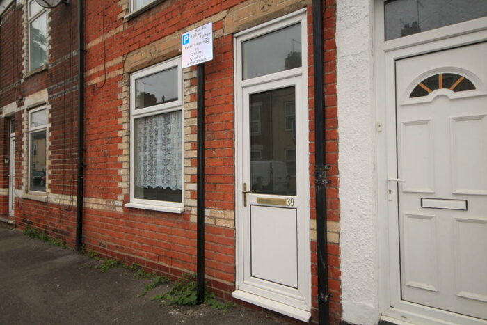 2 Bedroom Terraced House To Rent In Egton St, Hull, HU8