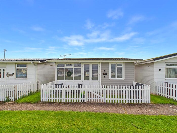 2 Bedroom Chalet For Sale In Seaholme Chalet Park, Seaholme Road, Mablethorpe, LN12