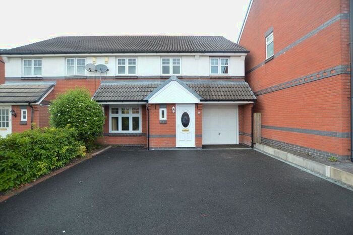 4 Bedroom Semi-Detached House To Rent In Winscar Road, Hindley, Wigan, WN2