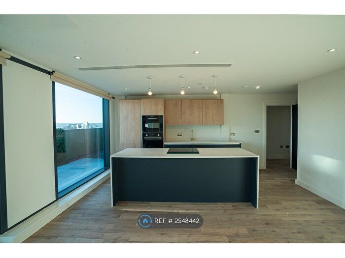 2 Bedroom Flat To Rent In Great George Street, Leeds, LS1