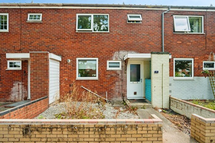 3 Bedroom Terraced House For Sale In Kempsey Close, Redditch, B98