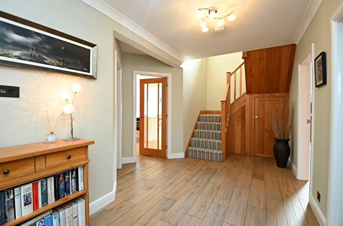 4 Bedroom Detached House For Sale In Sunningdale, Alrewas Road, Kings Bromley, DE13