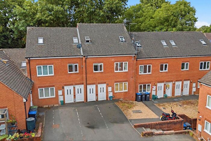 2 Bedroom Terraced House For Sale In Lowercroft, Rugby, CV21