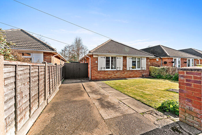 3 Bedroom Detached Bungalow For Sale In Amesbury Avenue, Scartho, DN33