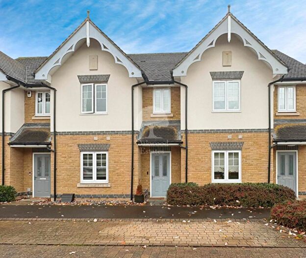 3 Bedroom Terraced House To Rent In Simpson Close, Maidenhead, SL6