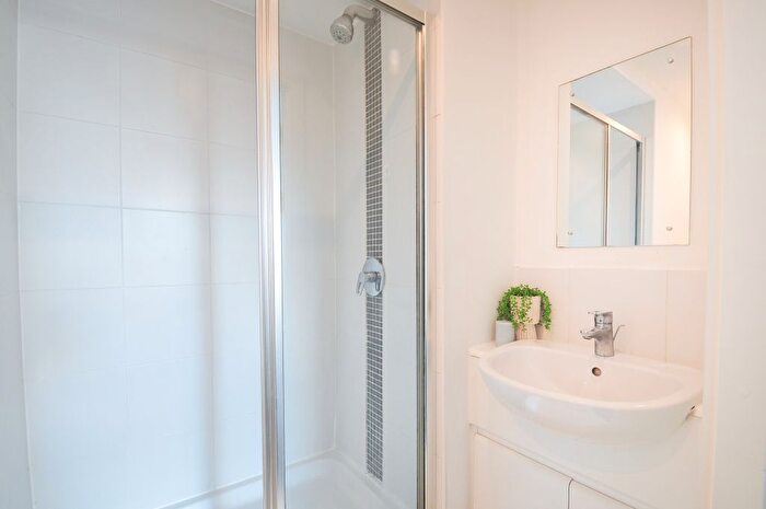 2 Bedroom Flat To Rent In Whitworth Street, Manchester, M1