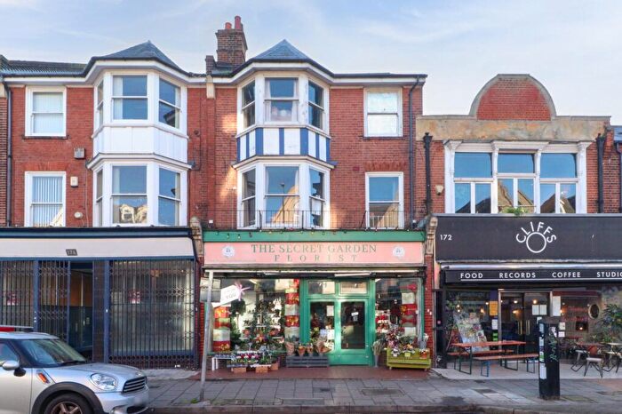 4 Bedroom Flat For Sale In Northdown Road, Margate, CT9