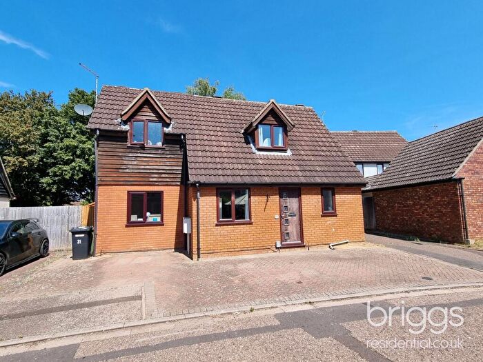 3 Bedroom Detached House For Sale In Canonsfield, Werrington, Peterborough, PE4