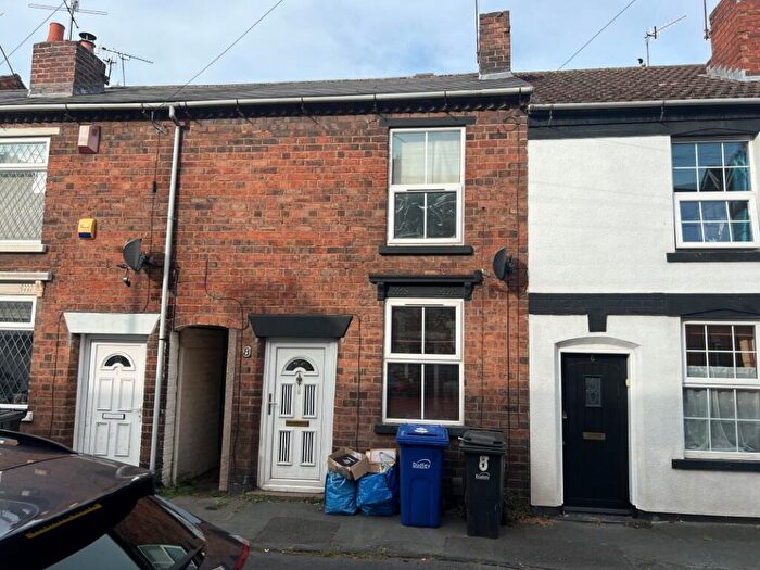 2 Bedroom Terraced House For Sale In West Street, Stourbridge, DY8