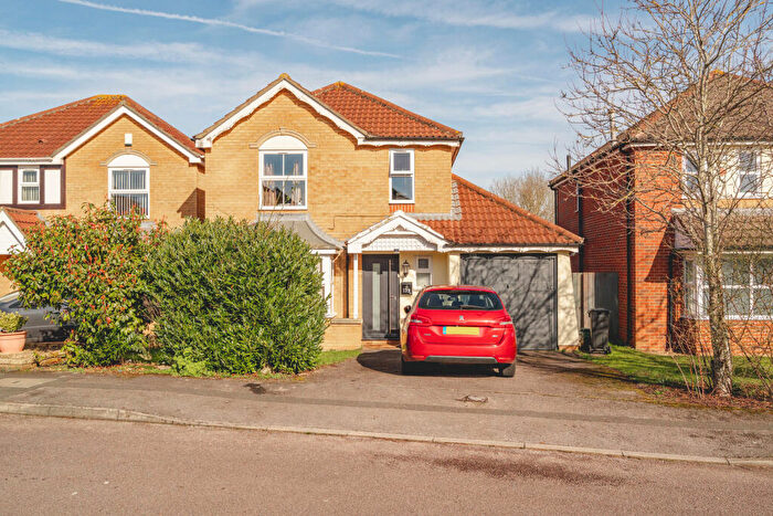 4 Bedroom Detached House For Sale In Wheatfield Drive, Bradley Stoke, Bristol, BS32