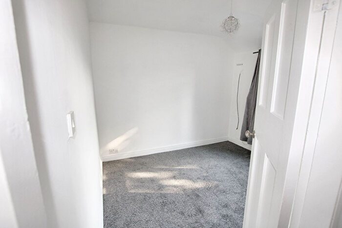 2 Bedroom End Of Terrace House To Rent In South Avenue, Warrington, WA2