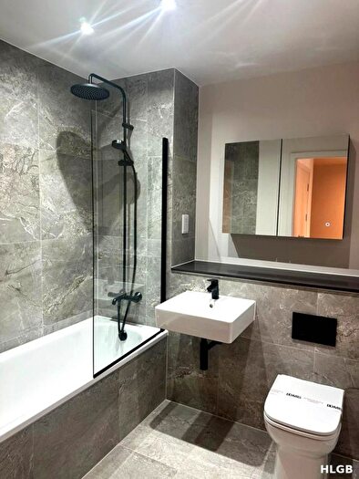 1 Bedroom Flat To Rent In D, Manchester, M3