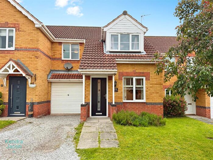 3 Bedroom Semi-Detached House For Sale In Cherry Tree Drive, Creswell, Worksop, S80