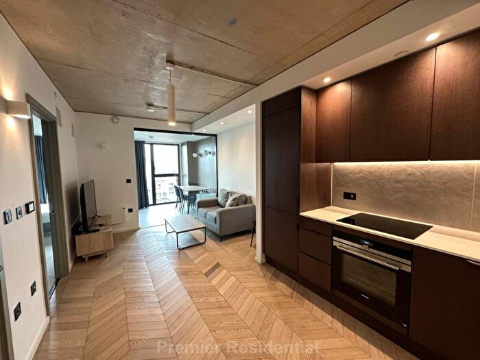 1 Bedroom Apartment To Rent In St George`s Gardens, Manchester, M15