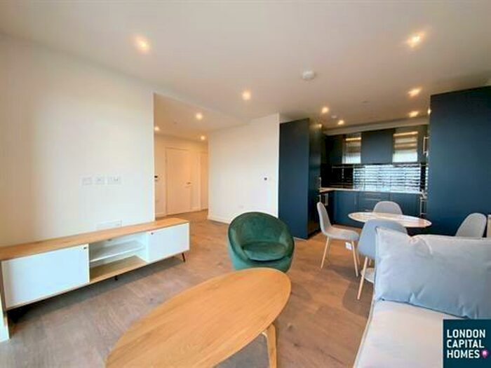 2 Bedroom Apartment To Rent In Alington House Mary Neuner Road London, N8