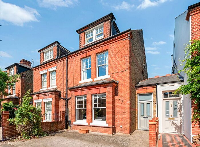 4 Bedroom Semi-Detached House For Sale In Springfield Meadows, Weybridge, KT13