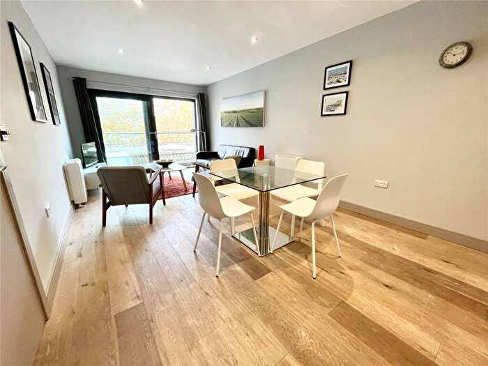 2 Bedroom Apartment To Rent In Harbourside, Harris Lofts, BS1