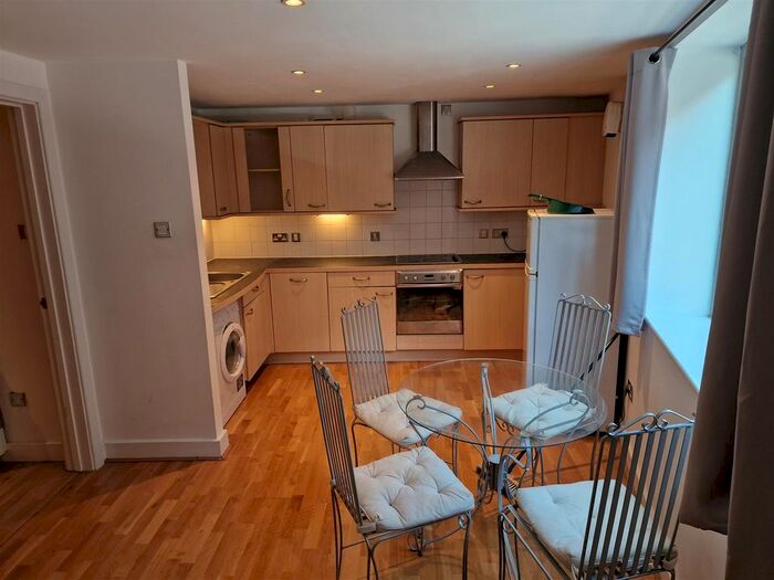 2 Bedroom Property To Rent In Ropewalk Court, Derby Road, Nottingham, NG1