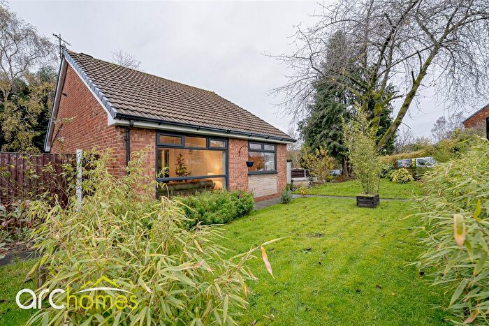 2 Bedroom Detached Bungalow For Sale In Springfield Road, Atherton, Manchester, M46