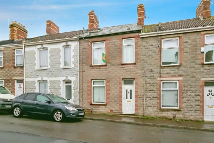 4 Bedroom Terraced House For Sale In Evans Street, Barry, CF62