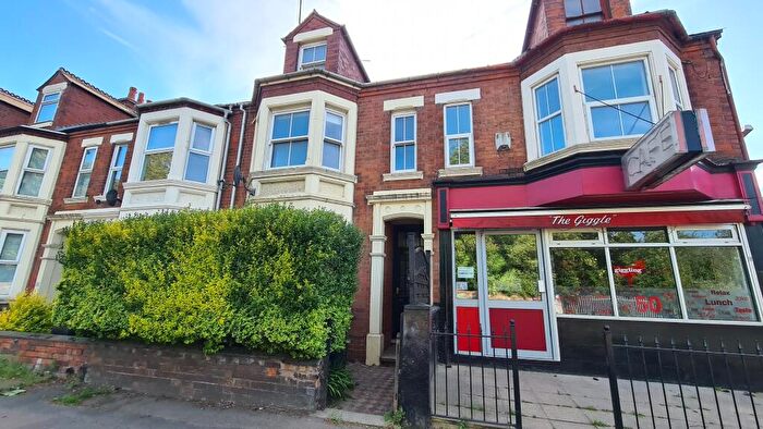 4 Bedroom House To Rent In London Road, Northampton, NN4