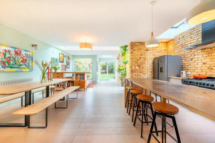 6 Bedroom House To Rent In Gladding Road, , Manor Park, London, E12