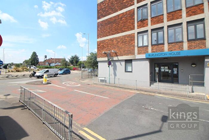 2 Bedroom Flat To Rent In Burlington House, Swanfield Road, Waltham Cross, EN8