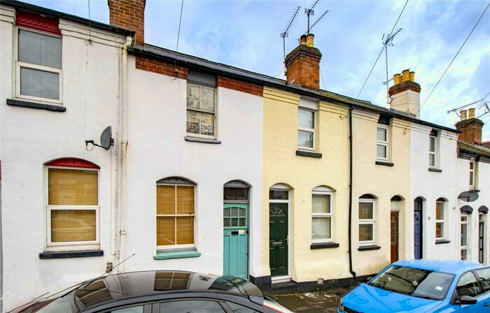 2 Bedroom Terraced House To Rent In Blenheim Gardens, Reading, Berkshire, RG1