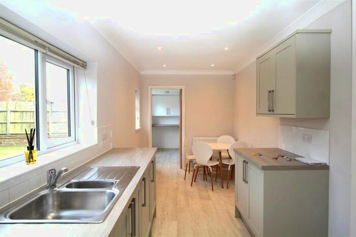 3 Bedroom Semi-Detached House To Rent In Knavewood Road, Kemsing, Sevenoaks, TN15