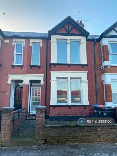 4 Bedroom Terraced House To Rent In Stratford Road, Wolverton, MK12