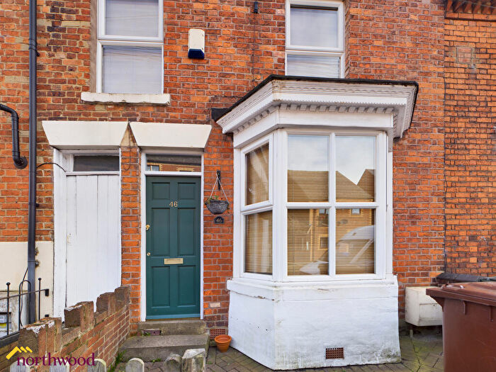 4 Bedroom Terraced House For Sale In Causeway, Banbury, OX16